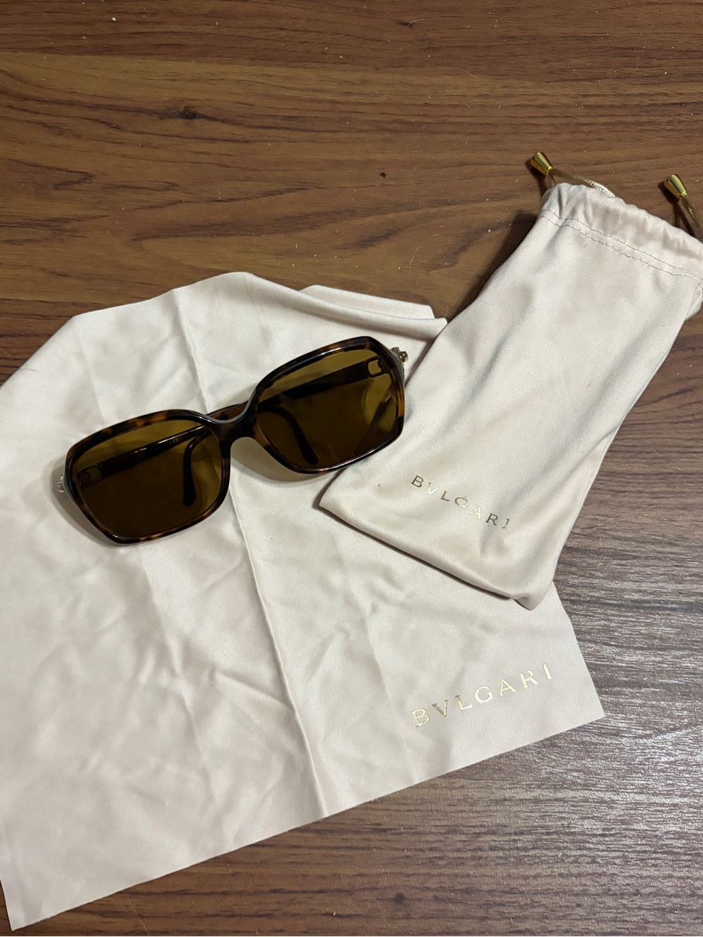 BVLGARI Vintage Tortoise Sunglasses w/ Original Pouch & Cleaning Cloth